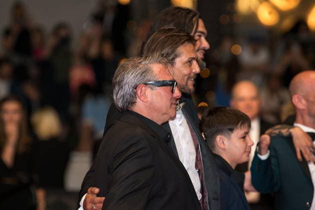78eme Festival International du Film de Cannes Montée des marches du film Sirat 78th International Cannes Film Festival Red Carpet of Sirat movie 444326 2025 05 15 Cannes France Lopez, Sergi Janvier, Tonin  Copyright: xAnthonyxCarrelx xStarfacex STAR_444326_019