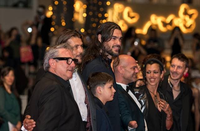 78eme Festival International du Film de Cannes Montée des marches du film Sirat 78th International Cannes Film Festival Red Carpet of Sirat movie 444326 2025 05 15 Cannes France Lopez, Sergi Janvier, Tonin Nunez, Bruno Laxe, Olivier Bellamy, Richard Oukid, Jade  Copyright: xAnthonyxCarrelx xStarfacex STAR_444326_026