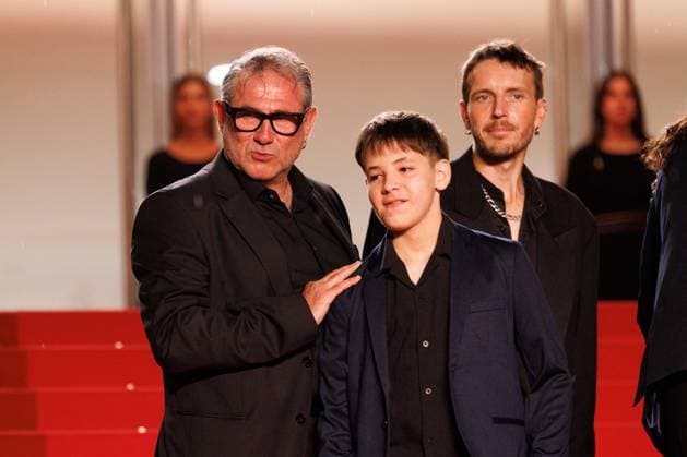 M Montée des marches du film Sirat lors du 78ème Festival International du Film de Cannes Sergi Lopez, Bruno Núnez, Joshua Liam Henderson Montée des marches du film Sirat lors du 78ème Festival International du Film de Cannes, au Palais des Festivals à Cannes Le 15 mai 2025 Jacovides Moreau Bestimage Red carpet for the movie Sirat during the 78th Cannes International Film Festival at the Palais des Festivals in Cannes, France On may 15th 2025 Cannes France  Copyright: xJACOVIDES-MOREAUx xBESTIMAGExJACOVIDES-MOREAUx xBESTIMAGEx