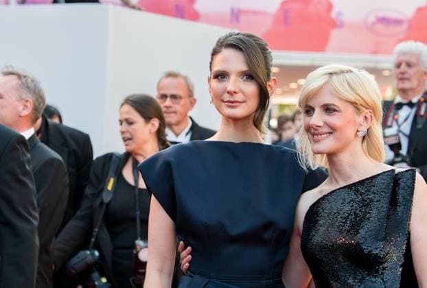 78eme Festival International du Film de Cannes Montée des marchesdu film Dossier 137 78th International Cannes Film Festival Red Carpet of Dossier 137 movie 444310 2025 05 15 Cannes France Laurent, Mélanie Japy, Joséphine  Copyright: xAnthonyxCarrelx xStarfacex STAR_444310_081