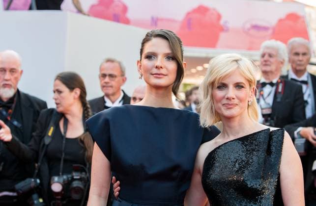 78eme Festival International du Film de Cannes Montée des marchesdu film Dossier 137 78th International Cannes Film Festival Red Carpet of Dossier 137 movie 444310 2025 05 15 Cannes France Laurent, Mélanie Japy, Joséphine  Copyright: xAnthonyxCarrelx xStarfacex STAR_444310_082