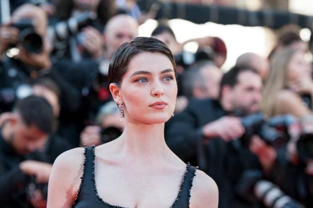 78eme Festival International du Film de Cannes Montée des marchesdu film Dossier 137 78th International Cannes Film Festival Red Carpet of Dossier 137 movie 444310 2025 05 15 Cannes France Vartolomei, Anamaria  Copyright: xAnthonyxCarrelx xStarfacex STAR_444310_086