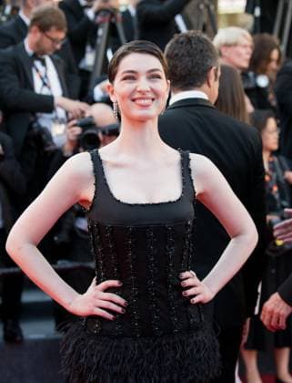 78eme Festival International du Film de Cannes Montée des marchesdu film Dossier 137 78th International Cannes Film Festival Red Carpet of Dossier 137 movie 444310 2025 05 15 Cannes France Vartolomei, Anamaria  Copyright: xAnthonyxCarrelx xStarfacex STAR_444310_087