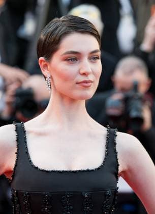 78eme Festival International du Film de Cannes Montée des marchesdu film Dossier 137 78th International Cannes Film Festival Red Carpet of Dossier 137 movie 444310 2025 05 15 Cannes France Vartolomei, Anamaria  Copyright: xAnthonyxCarrelx xStarfacex STAR_444310_088