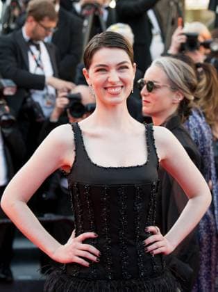 78eme Festival International du Film de Cannes Montée des marchesdu film Dossier 137 78th International Cannes Film Festival Red Carpet of Dossier 137 movie 444310 2025 05 15 Cannes France Vartolomei, Anamaria  Copyright: xAnthonyxCarrelx xStarfacex STAR_444310_089