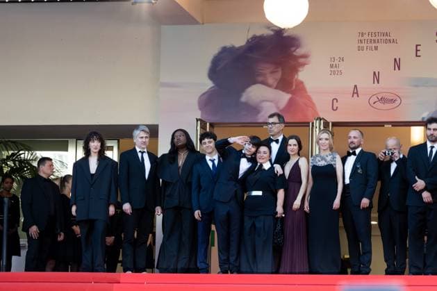 Dossier 137 (Case 137) Red Carpet - The 78th Annual Cannes Film Festival (L-R) Mathilde Riu, Stanislas Merhar, Guslagie Malanda, CÃ me Peronnet, SolÃ n Machado-Graner, Sandra Colombo, Dominik Moll, Mathilde Roehrich, LÃ a Drucker, Jonathan Turnbull, Gilles Marchand, Theo Costa - Marini and Valentin Campagne attends the Dossier 137 (Case 137) red carpet at the 78th annual Cannes Film Festival at Palais des Festivals on May 15, 2025 in Cannes, France  Copyright: xKazukoxWakayamax