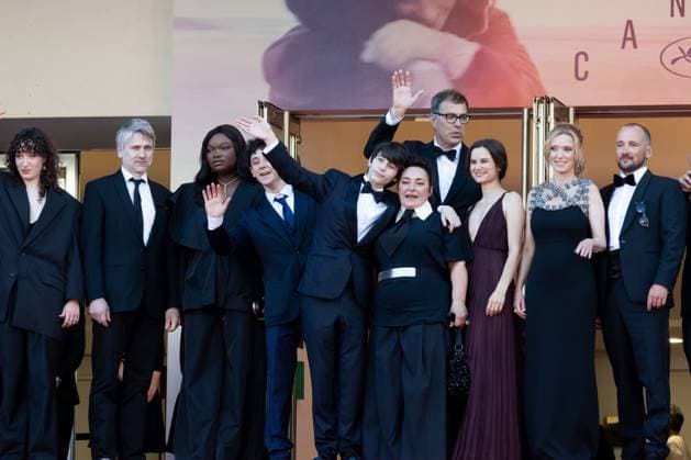 Dossier 137 (Case 137) Red Carpet - The 78th Annual Cannes Film Festival (L-R) Mathilde Riu, Stanislas Merhar, Guslagie Malanda, CÃ me Peronnet, SolÃ n Machado-Graner, Sandra Colombo, Dominik Moll, Mathilde Roehrich, LÃ a Drucker, Jonathan Turnbull, Gilles Marchand, Theo Costa - Marini and Valentin Campagne attends the Dossier 137 (Case 137) red carpet at the 78th annual Cannes Film Festival at Palais des Festivals on May 15, 2025 in Cannes, France  Copyright: xKazukoxWakayamax