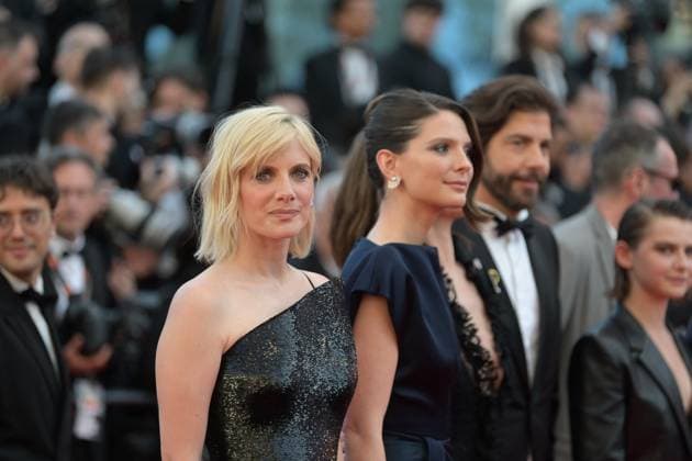 RB Montée des marches du film Dossier 137 lors du 78ème Festival International du Film de Cannes Mélanie Laurent, Joséphine Japy Montée des marches du film Dossier 137 lors du 78ème Festival International du Film de Cannes, au Palais des Festivals à Cannes Le 15 mai 2025 Rachid Bellak Bestimage Red carpet for the movie Dossier 137 during the 78th Cannes International Film Festival at the Palais des Festivals in Cannes, France On may 15th 2025 Cannes France  Copyright: xRACHIDxBELLAKx xBESTIMAGExRACHIDxBELLAKx xBESTIMAGEx