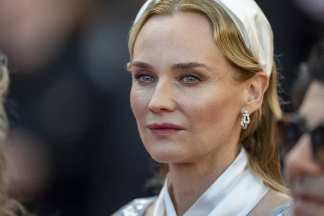 78eme Festival International du Film de Cannes Montée des marchesdu film Dossier 137 78th International Cannes Film Festival Dossier 137 movie Red Carpet 444329 2025 05 15 Cannes France Kruger, Diane  Copyright: xStephanexKossmanx xStarfacex STAR_444329_012
