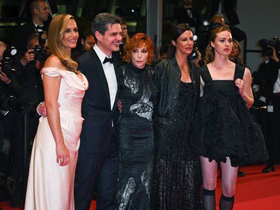 Cannes, 78th Cannes Film Festival 2025 - night 3 - red carpet of the film Dalloway Cannes, 78th Cannes Film Festival 2025 - evening 3 - red carpet of the film Dalloway In the photo: Cécile de France, Yann Gozlan, Mylène Farmer, Anna Mouglalis and Freya Mavor cannes France  Copyright: xIPA ABACAx