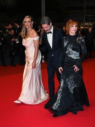 Cannes, 78th Cannes Film Festival 2025 - night 3 - red carpet of the film Dalloway Cannes, 78th Cannes Film Festival 2025 - evening 3 - red carpet of the film Dalloway In the photo: Cécile de France, Yann Gozlan and Mylène Farmer cannes France  Copyright: xIPA ABACAx