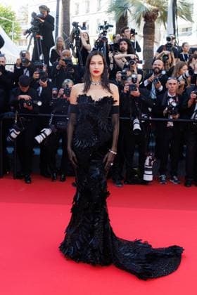 Festival de Cannes Dossier 137 Premiere Irina Shayk at the premiere of Dossier 137 during the 78 Cannes Film Festival at the Palais de Festival on 15 05 2025 Copyright: xEventpressxKochanx