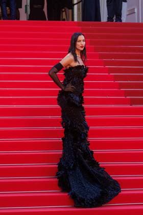 Festival de Cannes Dossier 137 Premiere Irina Shayk at the premiere of Dossier 137 during the 78 Cannes Film Festival at the Palais de Festival on 15 05 2025 Copyright: xEventpressxKochanx