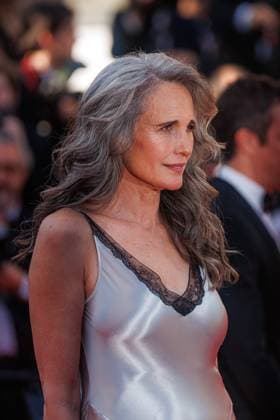 Festival de Cannes Dossier 137 Premiere Andie MacDowell at the premiere of Dossier 137 during the 78 Cannes Film Festival at the Palais de Festival on 15 05 2025 Copyright: xEventpressxKochanx