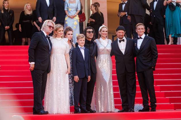 Festival de Cannes Dossier 137 Premiere Detlev Buck, Laura Tonke, Lisa Hagmeister, Jasper Billerbeck, Fatih AkÄ±n, Diane Kruger, Lars Jessen and Matthias Schweighöfer at the premiere of Dossier 137 during the 78 Cannes Film Festival at the Palais de Festival on 15 05 2025 Copyright: xEventpressxKochanx