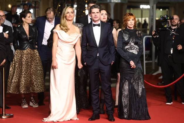 Cannes Dalloway Screening JD Cecile de France, Yann Gozlan and Mylene Farmer attend the midnight screening of Dalloway as part of the 78th Cannes Film Festival in Cannes, France on May 15, 2025. Jerome Domine ABACAPRESS.COM Cannes France  Copyright: xDominexJerome ABACAx