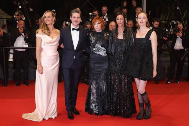 Cannes Dalloway Screening JD Cecile de France, Yann Gozlan, Mylene Farmer, Anna Mouglalis and Freya Mavor attend the midnight screening of Dalloway as part of the 78th Cannes Film Festival in Cannes, France on May 15, 2025. Jerome Domine ABACAPRESS.COM Cannes France  Copyright: xDominexJerome ABACAx