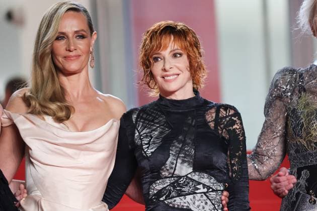 Cannes 2025 Premiere du film Dalloway Mylene Farmer and CÃ cile de France Premiere of the movie Dalloway on the red carpet of the Cannes Film Festival on May 15th 2025.  Copyright: x Chassery+Courdjix