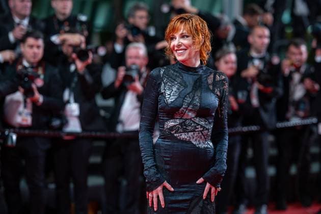 78eme Festival International du Film de Cannes Montée des marches du film Dalloway 78th International du Film de Cannes Red carpet with cast of Dalloway movie 444331 2025 05 15 France Farmer, Mylène  Copyright: xEstellexCarlierx xStarfacex STAR_444331_011