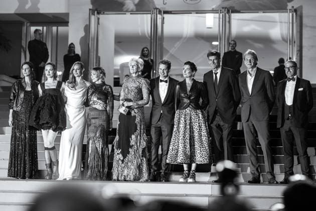 78eme Festival International du Film de Cannes Montée des marches du film Dalloway 78th International du Film de Cannes Red carpet with cast of Dalloway movie 444331 2025 05 15 France Farmer, Mylène Gozlan, Yann De France, Cécile Mouglalis, Anna Mavor, Freya de Rosnay, Tatiana  Copyright: xEstellexCarlierx xStarfacex STAR_444331_022