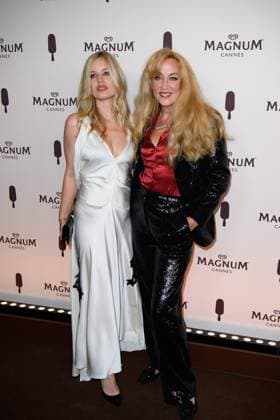 Cannes Magnum Party NG Georgia May Jagger and Jerry Hall attending the Magnum Party Photocall at Magnum Beach in Cannes, France on May 15 2025 as part of the 78th Cannes Film Festival. Photo by Nicolas Genin ABACAPRESS.COM Cannes France  Copyright: xGeninxNicolas ABACAx