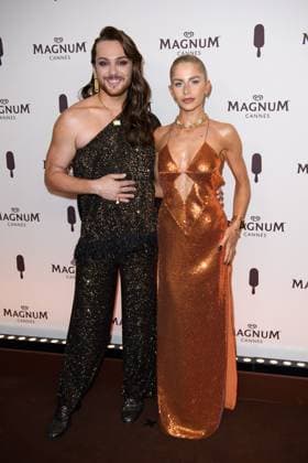 Cannes Magnum Party NG Ricardo Simonetti and Caroline Daur attending the Magnum Party Photocall at Magnum Beach in Cannes, France on May 15 2025 as part of the 78th Cannes Film Festival. Photo by Nicolas Genin ABACAPRESS.COM Cannes France  Copyright: xGeninxNicolas ABACAx