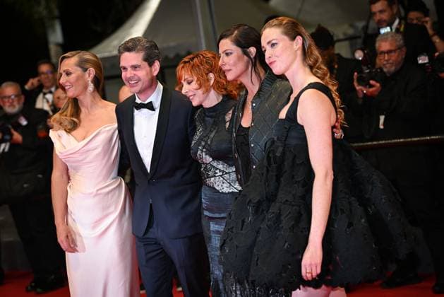 78eme Festival International du Film de Cannes Montée des marches du film Dalloway Festival de Cannes 2025 Red carpet Dalloway Cecile De France, Mylene Farmer 444334 2025 05 16 France  Copyright: xLionelxGuericolas MPPx STAR_444334_045