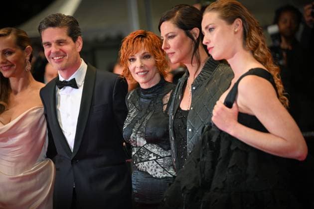 78eme Festival International du Film de Cannes Montée des marches du film Dalloway Festival de Cannes 2025 Red carpet Dalloway Cecile De France, Mylene Farmer 444334 2025 05 16 France  Copyright: xLionelxGuericolas MPPx STAR_444334_047