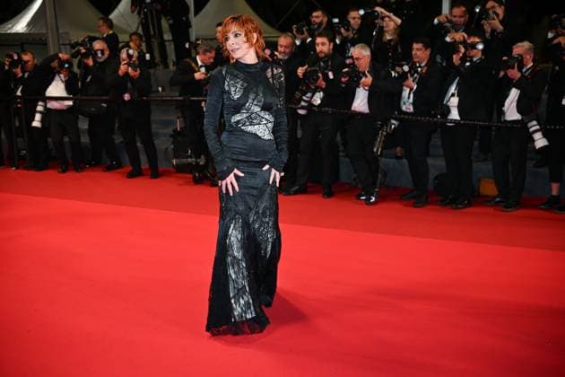 78eme Festival International du Film de Cannes Montée des marches du film Dalloway Festival de Cannes 2025 Red carpet Dalloway Mylene Farmer 444334 2025 05 16 France  Copyright: xLionelxGuericolas MPPx STAR_444334_054