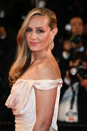 78eme Festival International du Film de Cannes Montée des marches du film Dalloway Festival de Cannes 2025 Red carpet Dalloway Cecile De France 444334 2025 05 16 France  Copyright: xLionelxGuericolas MPPx STAR_444334_077