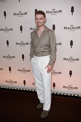 Cannes Magnum Party NG Max Balegde attending the Magnum Party Photocall at Magnum Beach in Cannes, France on May 15 2025 as part of the 78th Cannes Film Festival. Photo by Nicolas Genin ABACAPRESS.COM Cannes France  Copyright: xGeninxNicolas ABACAx
