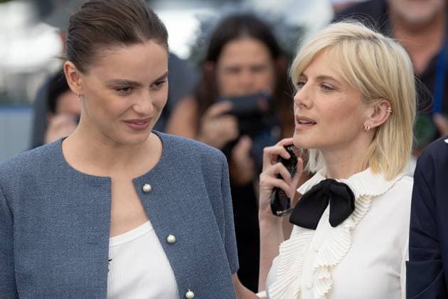 The Wonderers , Photocall in Cannes, 15 05 2025 Cannes, France 15 5 2024 Angelina Woreth and MŽlanie Laurent during the Photocall for QUI BRILLE AU COMBAT THE WONDERERS during the 78 Cannes International Film Festival The film festival takes place from May 13 to 24, 2025 Cannes Palais des Festivals et des Cong France Copyright: xChristianxEnderx