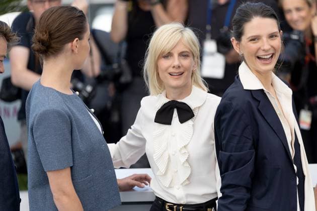 The Wonderers , Photocall in Cannes, 15 05 2025 Cannes, France 15 5 2024 MŽlanie Laurent and JosŽphine Japy during the Photocall for QUI BRILLE AU COMBAT THE WONDERERS during the 78 Cannes International Film Festival The Cannes Film Festival takes place from May 13 to 24, 2025 Cannes Palais des Festivals et des Cong France Copyright: xChristianxEnderx