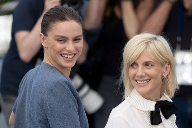 The Wonderers , Photocall in Cannes, 15 05 2025 Cannes, France 15 5 2024 Angelina Woreth and MŽlanie Laurent during the Photocall for QUI BRILLE AU COMBAT THE WONDERERS during the 78 Cannes International Film Festival The film festival takes place from May 13 to 24, 2025 Cannes Palais des Festivals et des Cong France Copyright: xChristianxEnderx