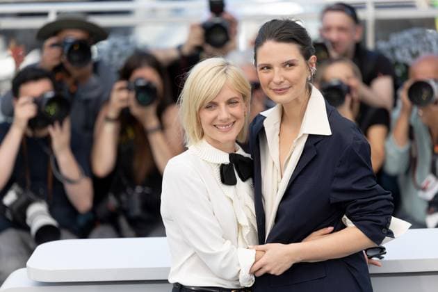 The Wonderers , Photocall in Cannes, 15 05 2025 Cannes, France 15 5 2024 MŽlanie Laurent and JosŽphine Japy during the Photocall for QUI BRILLE AU COMBAT THE WONDERERS during the 78 Cannes International Film Festival The Cannes Film Festival takes place from May 13 to 24, 2025 Cannes Palais des Festivals et des Cong France Copyright: xChristianxEnderx