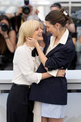 The Wonderers , Photocall in Cannes, 15 05 2025 Cannes, France 15 5 2024 MŽlanie Laurent and JosŽphine Japy during the Photocall for QUI BRILLE AU COMBAT THE WONDERERS during the 78 Cannes International Film Festival The Cannes Film Festival takes place from May 13 to 24, 2025 Cannes Palais des Festivals et des Cong France Copyright: xChristianxEnderx