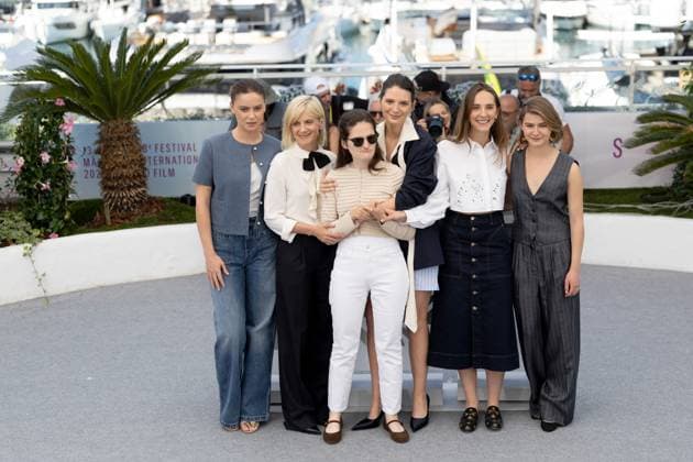 The Wonderers , Photocall in Cannes, 15 05 2025 Cannes, France 15 5 2024 Angelina Woreth, MŽlanie Laurent, Sevan Kalayjian Everitt, Josephine Japy, Yinka Bokinni, Sarah Pachoud during the Photocall for QUI BRILLE AU COMBAT THE WONDERERS during the 78 Cannes International Film Festival The Film Festival takes place from May 13 to Copyright: xChristianxEnderx