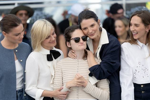 The Wonderers , Photocall in Cannes, 15 05 2025 Cannes, France 15 5 2024 Angelina Woreth, MŽlanie Laurent, Sevan Kalayjian Everitt, Josephine Japy, Yinka Bokinni, Sarah Pachoud during the Photocall for QUI BRILLE AU COMBAT THE WONDERERS during the 78 Cannes International Film Festival The Film Festival takes place from May 13 to Copyright: xChristianxEnderx
