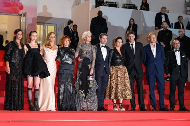 Cannes Dalloway Red Carpet NG Freya Mavor, Anna Mouglalis, Mylene Farmer, Yann Gozlan and Cecile de France attending the ‘Dalloway’ Screening and Red Carpet at Palais Des Festivals in Cannes, France on May 15 2025 as part of the 78th Cannes Film Festival. Photo by Nicolas Genin ABACAPRESS.COM Cannes France  Copyright: xGeninxNicolas ABACAx