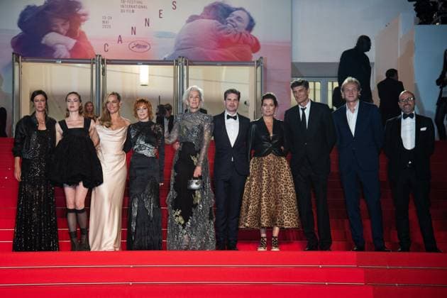 Cannes Dalloway Premiere AM Anna Mouglalis, Freya Mavor, Cécile de France, Mylene Farmer, Tatiana de Rosnay, Yann Gozlan, Sidonie Dumas and guests attending the Dalloway red carpet in Cannes, France on May 15, 2025 as part of the 78th Cannes Film Festival. Photo by Aurore Marechal ABACAPRESS.COM Cannes France  Copyright: xMarechalxAurore ABACAx