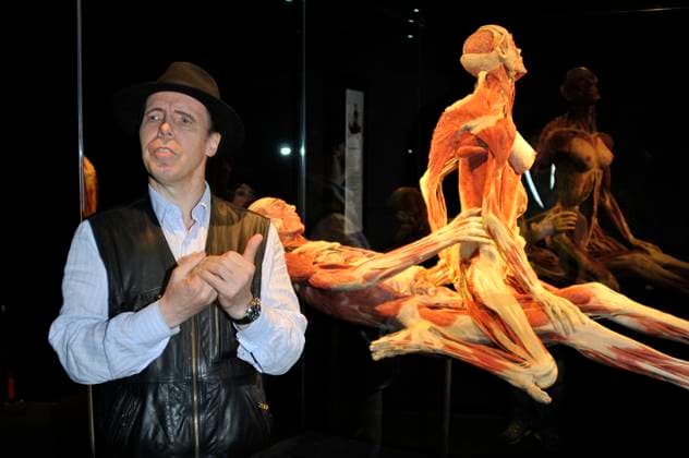 Body Worlds & the Mirror of Time exhibition DR. GUNTHER VON HAGENS & THE SUSPENDED ACT.Press conference for the new sex plastinates which is part of the Body Worlds & the Mirror of Time exhibition at the O2 Arena, Greenwich, south-east London, England..June 23rd, 2009.bodyworks body works full length half muscles internal organs flesh muscle skin models bone sexual position nipple half length black hat blue shirt waistcoat hands .CAP PL.Phil Loftus . London Great Britain Copyright: xPhilxLoftus CapitalxPicturesx