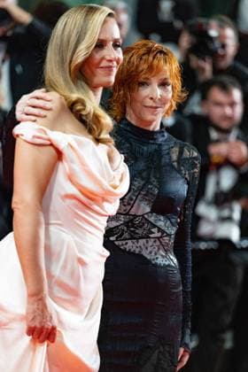 B Montée des marches du film Dalloway lors du 78ème Festival International du Film de Cannes Cécile de France, Mylène Farmer Montée des marches du film Dalloway lors du 78ème Festival International du Film de Cannes, au Palais des Festivals à Cannes Le 15 mai 2025 Olivier Borde Bestimage Red carpet for the movie Dalloway during the 78th Cannes International Film Festival at the Palais des Festivals in Cannes, France On may 15th 2025 Cannes France  Copyright: xOLIVIERxBORDEx xBESTIMAGExOLIVIERxBORDEx xBESTIMAGEx
