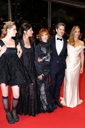 M Montée des marches du film Dalloway lors du 78ème Festival International du Film de Cannes Freya Mavor, Anna Mouglalis, Mylène Farmer, Yann Gozlan, Cécile de France Montée des marches du film Dalloway lors du 78ème Festival International du Film de Cannes, au Palais des Festivals à Cannes On may 15th 2025 Jacovides Moreau Bestimage Red carpet for the movie Dalloway during the 78th Cannes International Film Festival at the Palais des Festivals in Cannes, France On may 15th 2025 Cannes France  Copyright: xJACOVIDES-MOREAUx xBESTIMAGExJACOVIDES-MOREAUx xBESTIMAGEx