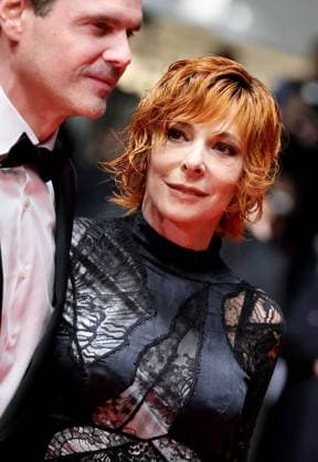 J Montée des marches du film Dalloway lors du 78ème Festival International du Film de Cannes Yann Gozlan, Mylène Farmer Montée des marches du film Dalloway lors du 78ème Festival International du Film de Cannes, au Palais des Festivals à Cannes Le 15 mai 2025 Jacovides Moreau Bestimage Red carpet for the movie Dalloway during the 78th Cannes International Film Festival at the Palais des Festivals in Cannes, France On may 15th 2025 Cannes France  Copyright: xJACOVIDES-MOREAUx xBESTIMAGExJACOVIDES-MOREAUx xBESTIMAGEx