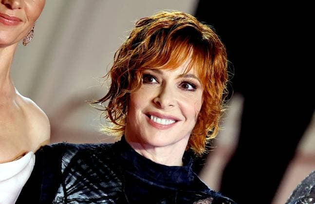 J Montée des marches du film Dalloway lors du 78ème Festival International du Film de Cannes Mylène Farmer Montée des marches du film Dalloway lors du 78ème Festival International du Film de Cannes, au Palais des Festivals à Cannes On may 15th 2025 Jacovides Moreau Bestimage Red carpet for the movie Dalloway during the 78th Cannes International Film Festival at the Palais des Festivals in Cannes, France On may 15th 2025 Cannes France  Copyright: xJACOVIDES-MOREAUx xBESTIMAGExJACOVIDES-MOREAUx xBESTIMAGEx