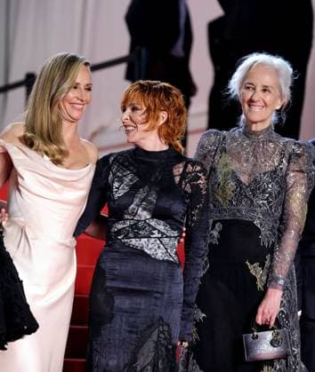 J Montée des marches du film Dalloway lors du 78ème Festival International du Film de Cannes Cécile de France, Mylène Farmer, Tatiana de Rosnay Montée des marches du film Dalloway lors du 78ème Festival International du Film de Cannes, au Palais des Festivals à Cannes Le 15 mai 2025 Jacovides Moreau Bestimage Red carpet for the movie Dalloway during the 78th Cannes International Film Festival at the Palais des Festivals in Cannes, France On may 15th 2025 Cannes France  Copyright: xJACOVIDES-MOREAUx xBESTIMAGExJACOVIDES-MOREAUx xBESTIMAGEx