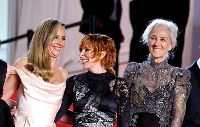 J Montée des marches du film Dalloway lors du 78ème Festival International du Film de Cannes Cécile de France, Mylène Farmer, Tatiana de Rosnay Montée des marches du film Dalloway lors du 78ème Festival International du Film de Cannes, au Palais des Festivals à Cannes Le 15 mai 2025 Jacovides Moreau Bestimage Red carpet for the movie Dalloway during the 78th Cannes International Film Festival at the Palais des Festivals in Cannes, France On may 15th 2025 Cannes France  Copyright: xJACOVIDES-MOREAUx xBESTIMAGExJACOVIDES-MOREAUx xBESTIMAGEx