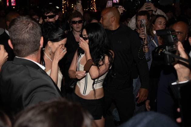 Cannes - Charli XCX Heads To Magnum Party Charli XCX heads To Magnum Party in Cannes, France on May 15, 2025, as part of the 78th Cannes film Festival. Photo by Florian Poitout ABACAPRESS.COM Cannes France  Copyright: xPoitoutxFlorian ABACAx