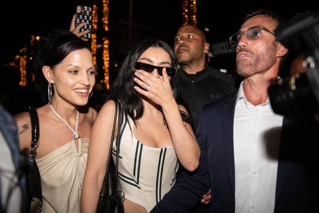 Cannes - Charli XCX Heads To Magnum Party Charli XCX heads To Magnum Party in Cannes, France on May 15, 2025, as part of the 78th Cannes film Festival. Photo by Florian Poitout ABACAPRESS.COM Cannes France  Copyright: xPoitoutxFlorian ABACAx