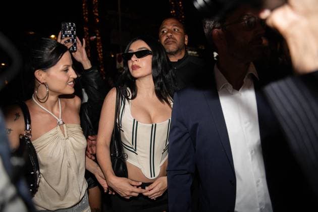 Cannes - Charli XCX Heads To Magnum Party Charli XCX heads To Magnum Party in Cannes, France on May 15, 2025, as part of the 78th Cannes film Festival. Photo by Florian Poitout ABACAPRESS.COM Cannes France  Copyright: xPoitoutxFlorian ABACAx